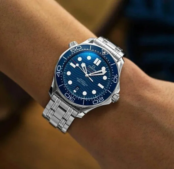 OMEGA SEAMASTER Automatic Premium Watch